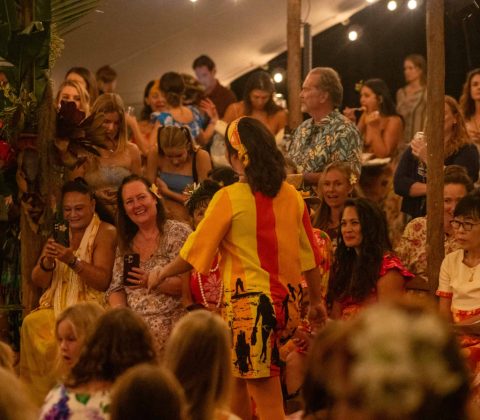 DK_08788Muʻumuʻu & Mingle: Lei Day Edition
